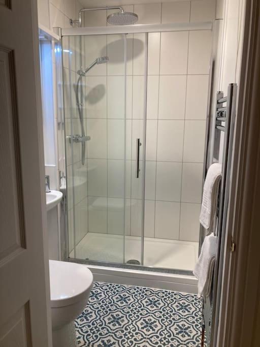 Lower Trewern Farm- Ensuite Bedroom Пензанс Екстериор снимка